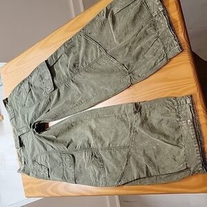 UO Women’s Olive Cargo Wide-Leg Pants